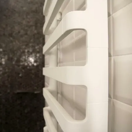 Via Roma 119 * La Spezia