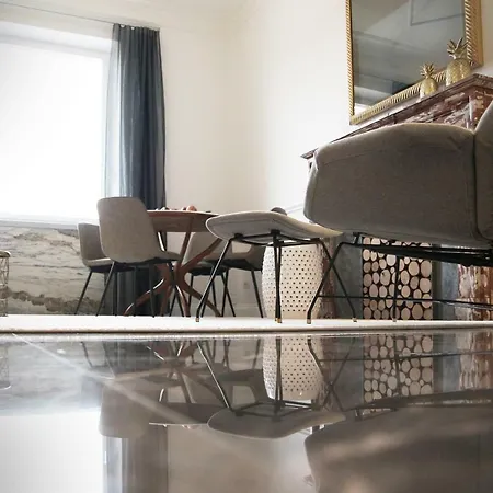 Apartment Via Roma 119 *