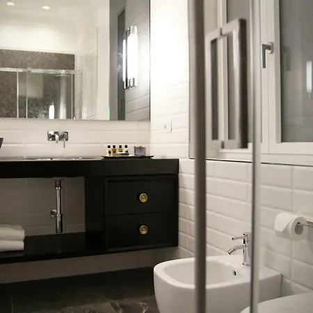 Via Roma 119 La Spezia