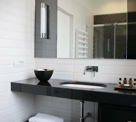 Via Roma 119 La Spezia